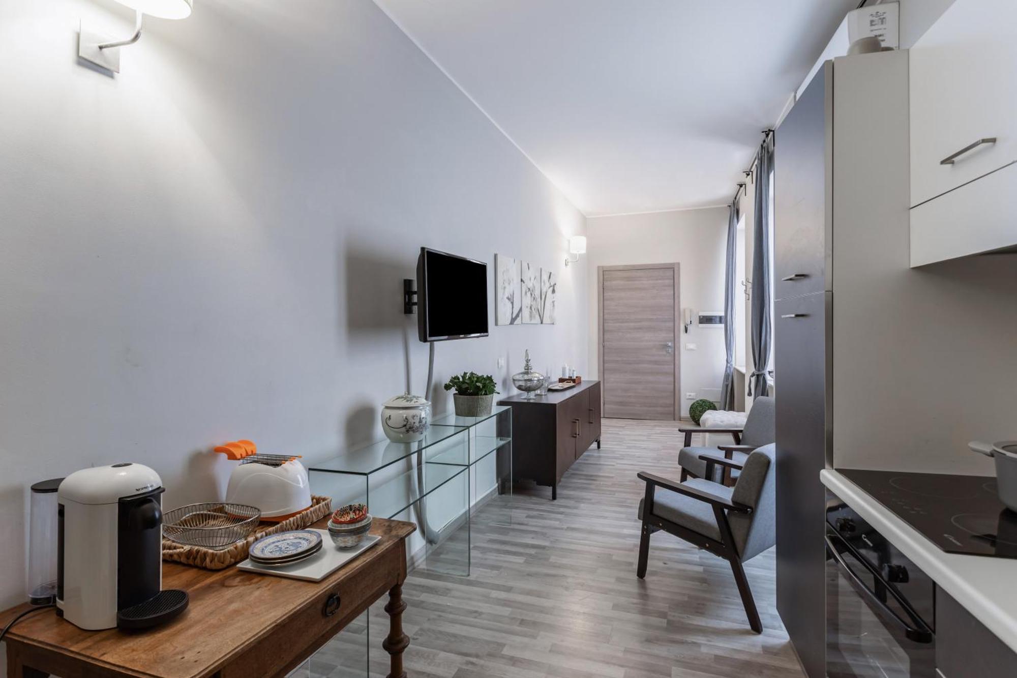 Casa Ugo - Pavia City Center - By Host4U Apartment Exterior photo